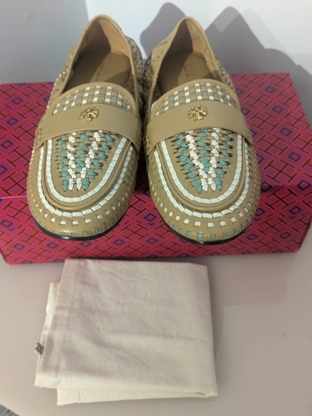 Tory Burch $348 Woven Ballet Loafer Flats Tan Blue SUPER COMFY! - Picture 2 of 12